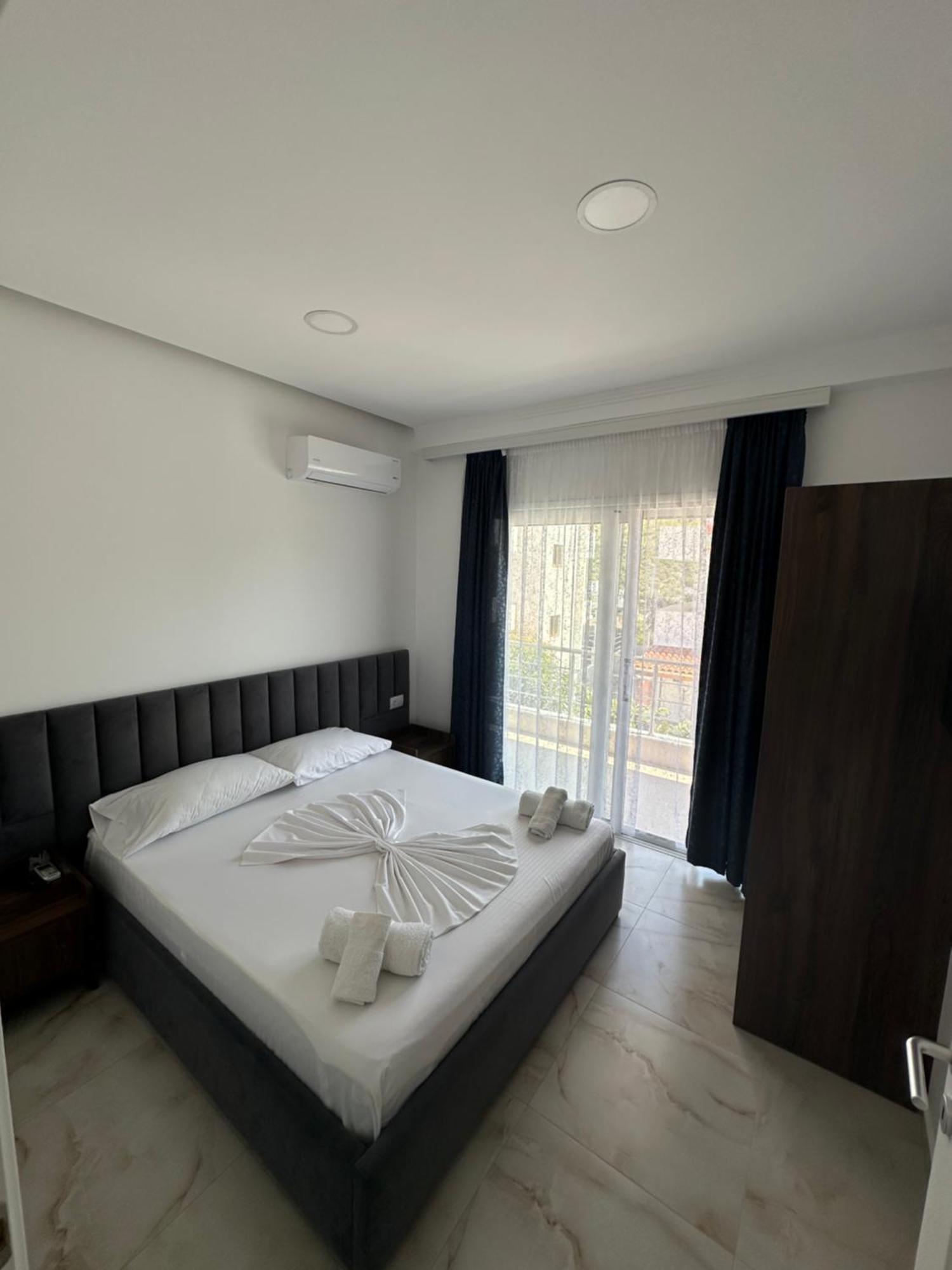 Liel Apartments Ksamil Exterior photo